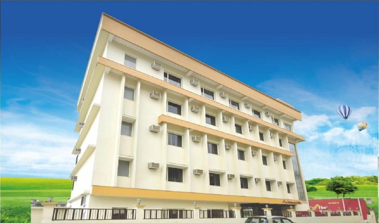Hotel The Vaishno Devi Hills Katra  Bagian luar foto