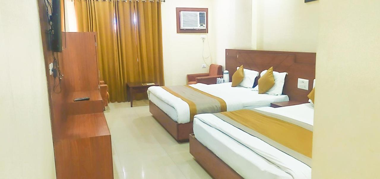 Hotel The Vaishno Devi Hills Katra  Bagian luar foto
