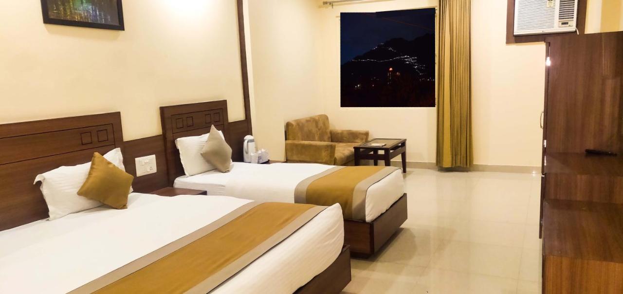 Hotel The Vaishno Devi Hills Katra  Bagian luar foto