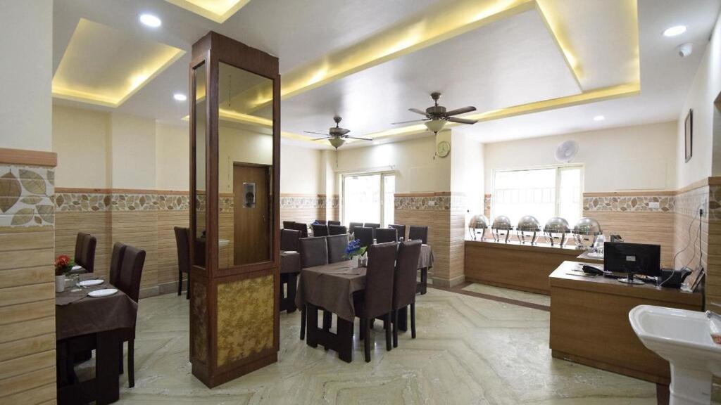 Hotel The Vaishno Devi Hills Katra  Bagian luar foto
