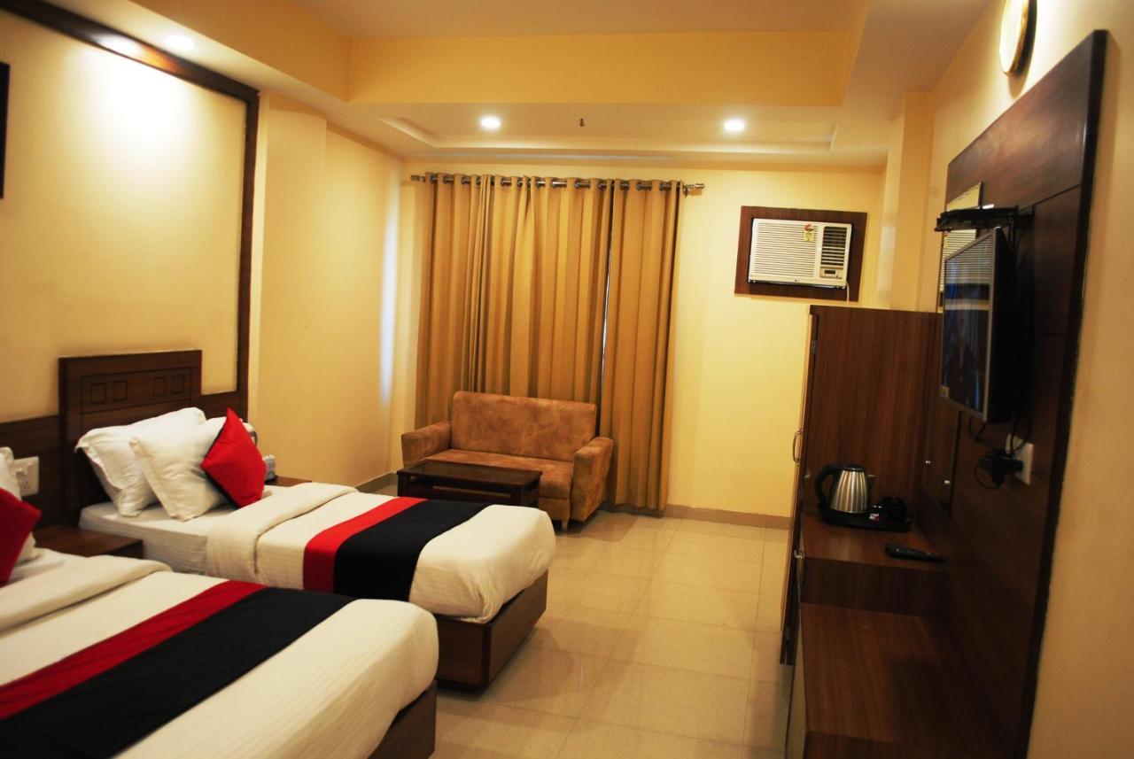 Hotel The Vaishno Devi Hills Katra  Bagian luar foto