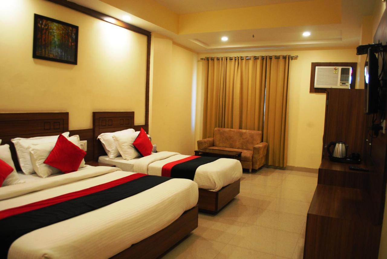 Hotel The Vaishno Devi Hills Katra  Bagian luar foto