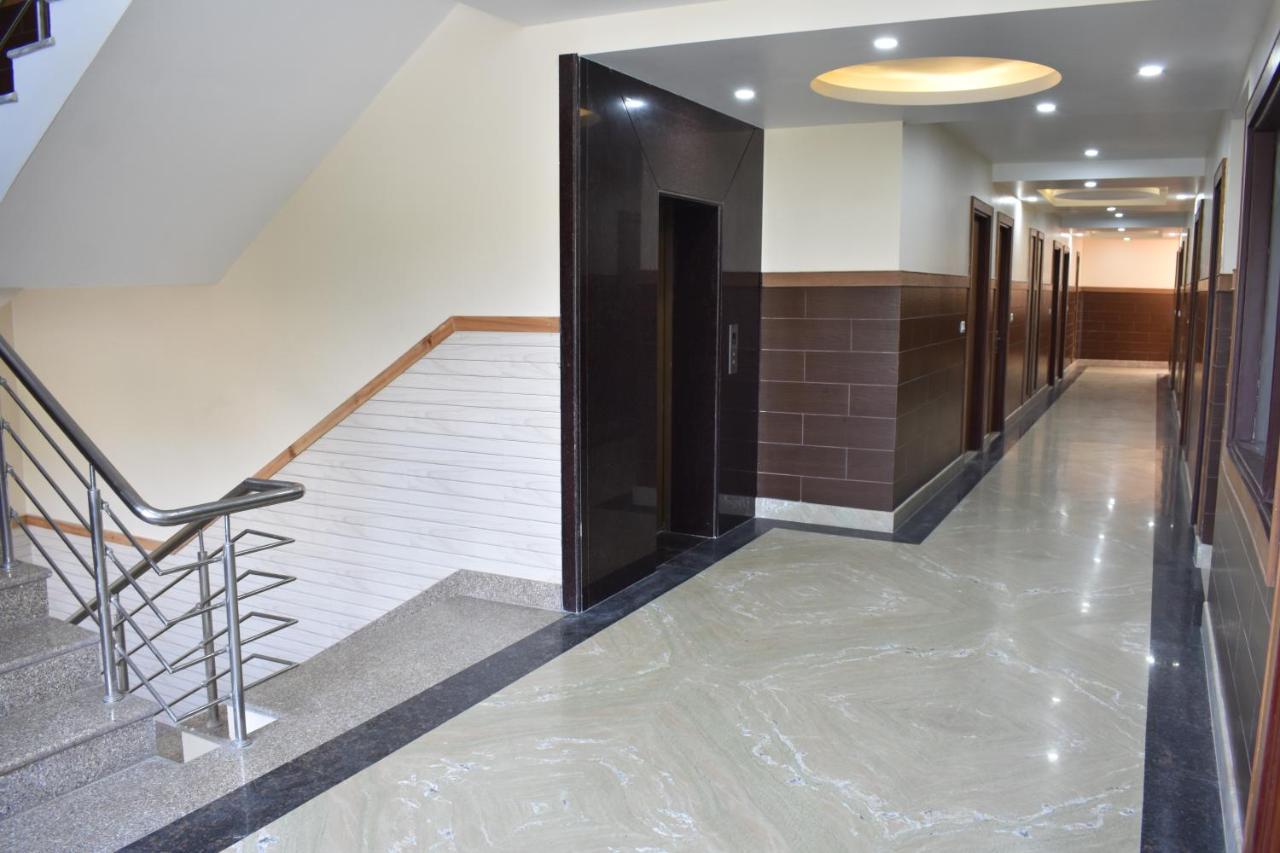 Hotel The Vaishno Devi Hills Katra  Bagian luar foto